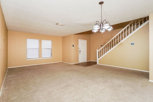 Photo - 9855 Raven Field Dr