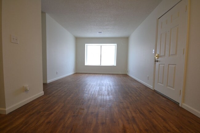 Photo - Buffalo Apartments (Bison Terrace) Unit 204 (103)