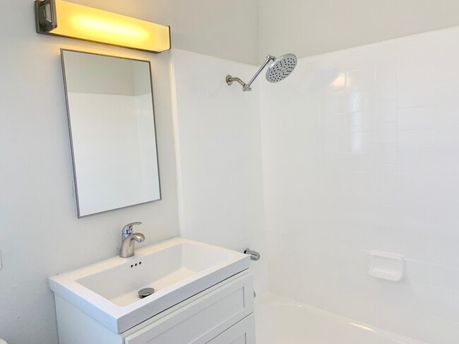 Photo - El Segundo Apartments