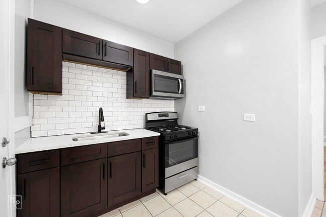 Photo - 4720 S Drexel Blvd