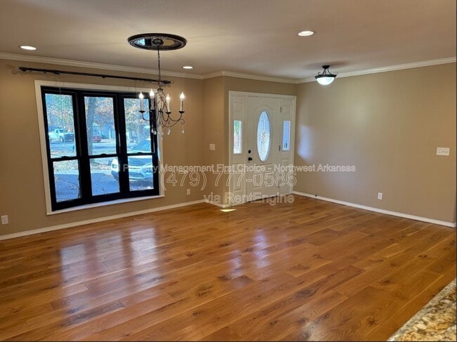 Photo - 23 N Howard Pl