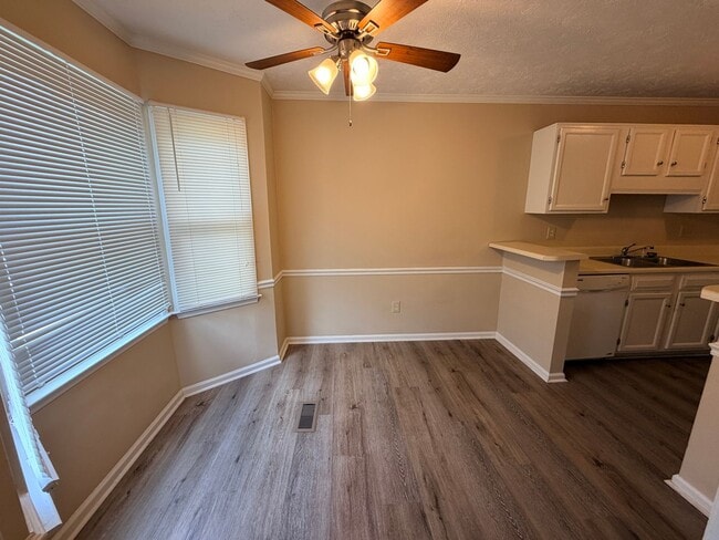 Photo - Charming Townhouse in East Cobb!