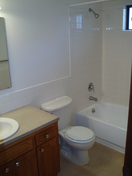 Otro - Harbortown Apartments