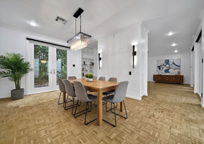 Photo - 33 River Hollow Ln