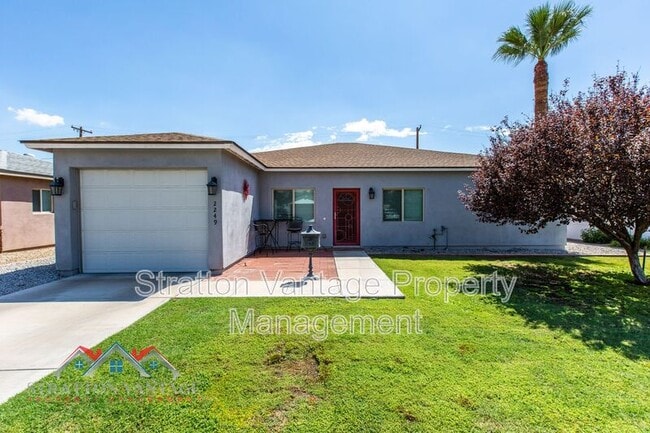 Building Photo - 2249 E Sells Dr Rental