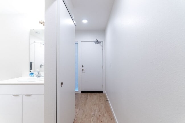 Photo - Harborside Flats