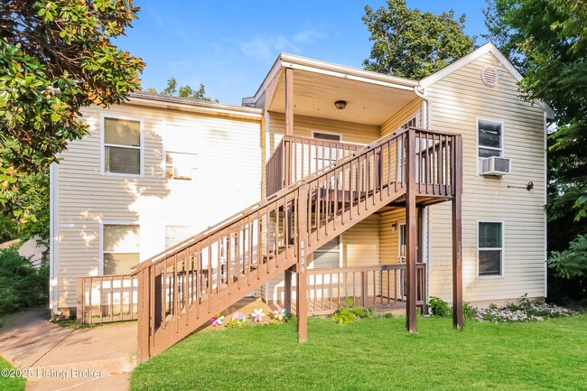 Photo - 1339 S 28th St Unit 2