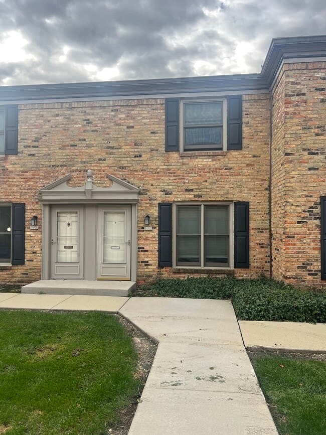 Photo - 1727 Sessions Walk