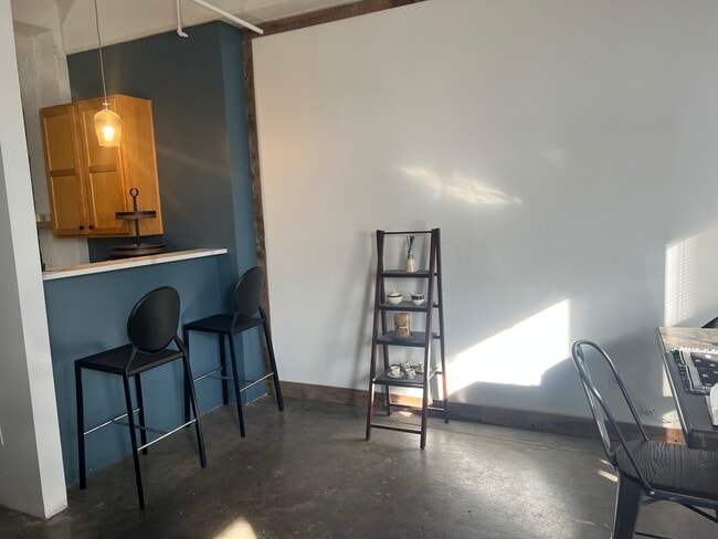 Bar to Kitchen - 523 Grand Blvd Unit 4D