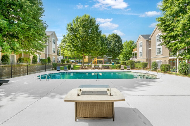 Crown Point Luxury Apartments at Crown Point
