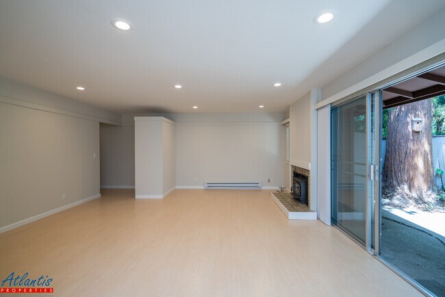 Photo - Willow Park | Stylish Condo | Newly Updated Unit 141