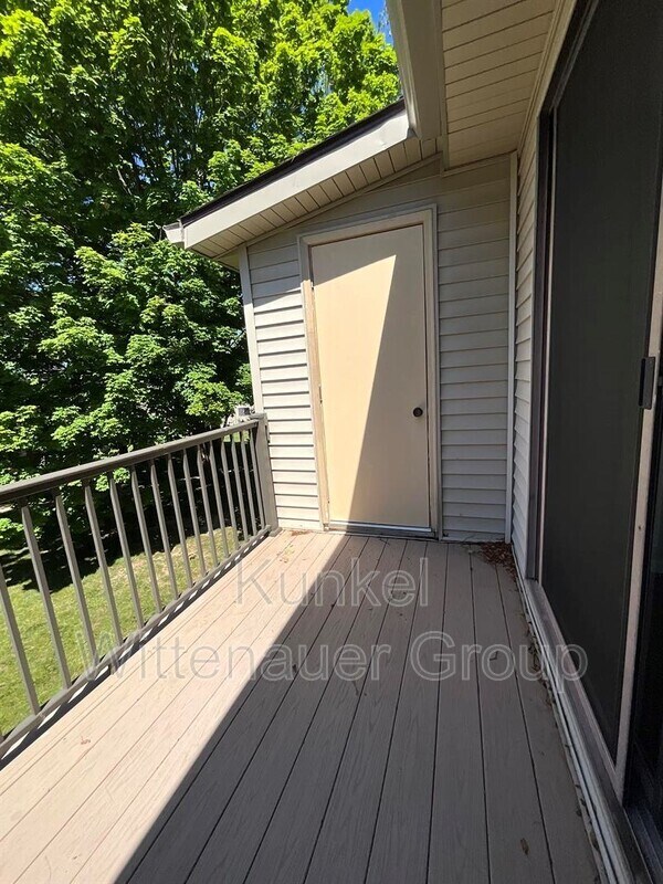 Photo - 216 Eagle Ridge