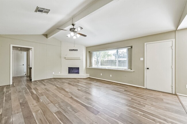 Photo - 5347 Lincoln Green Dr