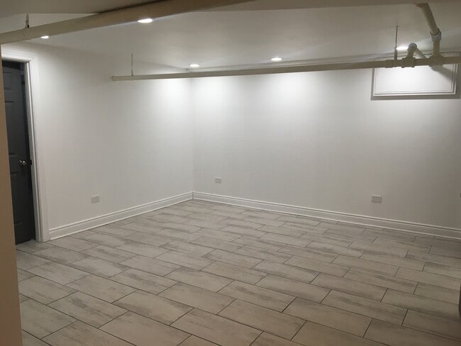 4327 W Drummond Plz Unit Garden