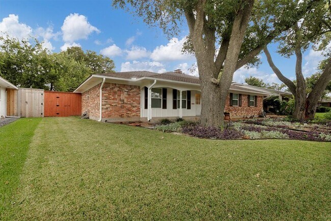 Photo - 1760 Mapleton Dr