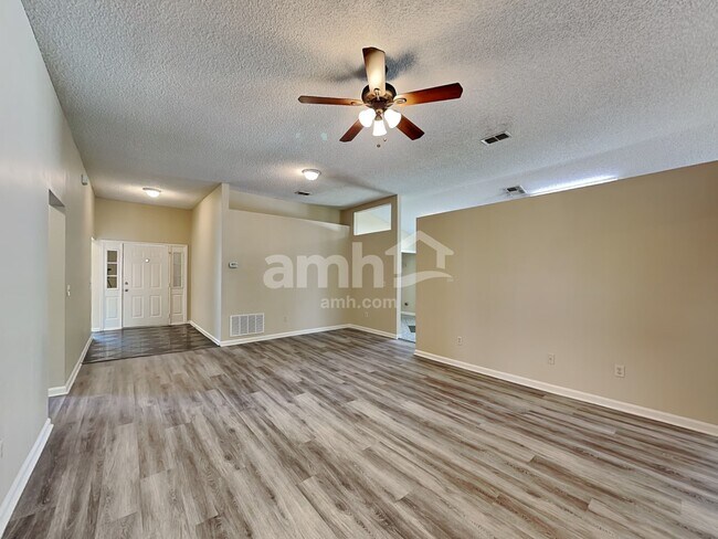 Photo - 1157 Windy Willows Dr