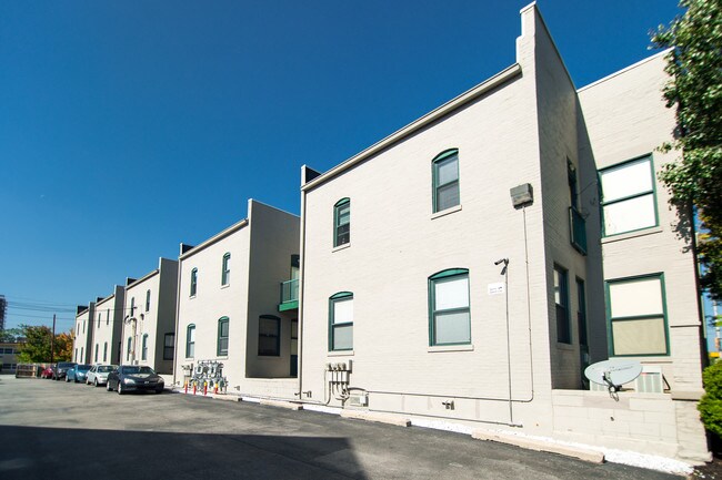 Van Rooy Downtown Leasing