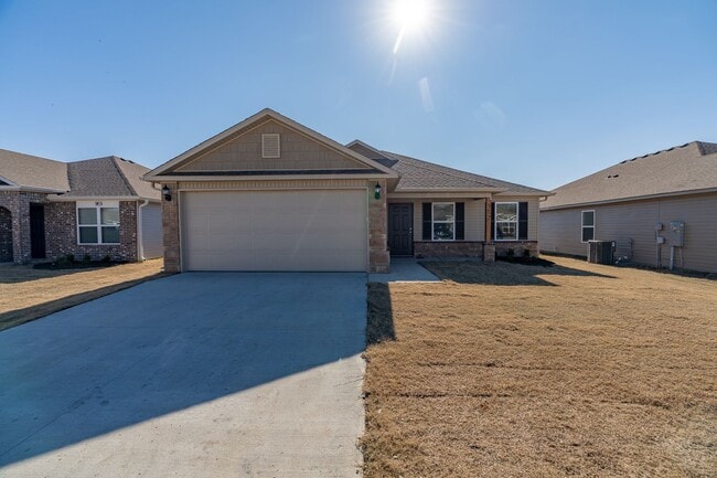 Building Photo - 3-bedroom 2 bath Home in Fayetteville!!