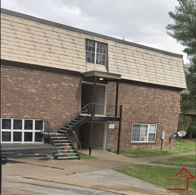 Photo - 441 Harding Pl