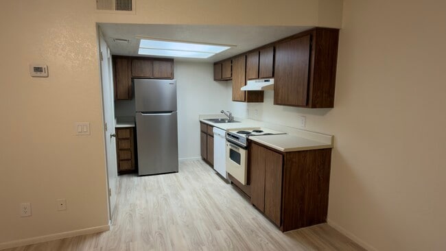 Photo - Mountain View Apartments