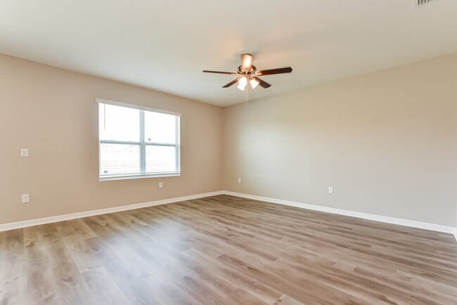 Photo - 3614 Scarlet Oak Dr