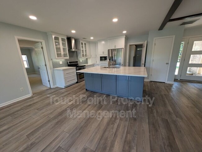 Photo - 4318 Woods End Ln