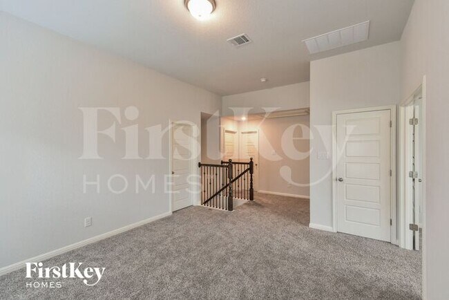 Photo - 11631 Bakersfield Pass