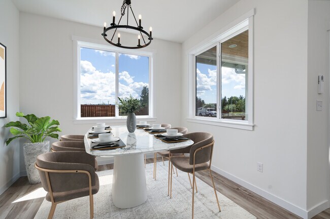 Photo - 649 Bucko Ave