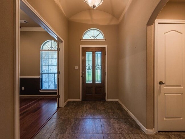 Photo - 1007 Savanna Ln