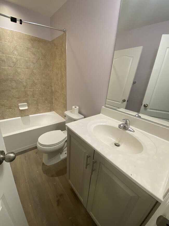Photo - 128 Tuxford Rd