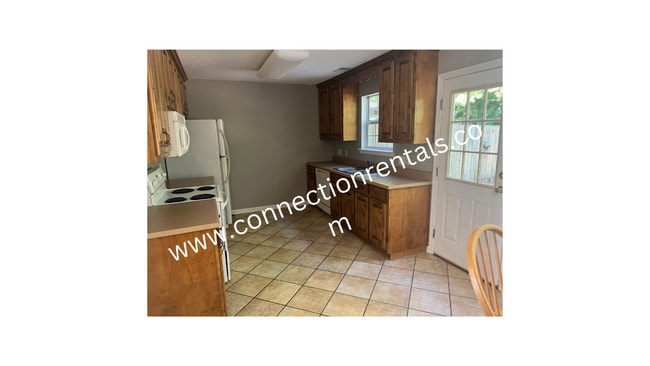 Photo - 3 bed 2.5 bath Townhome