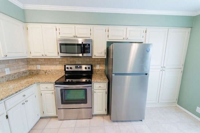 Photo - Come and enjoy your stay at this clean and...