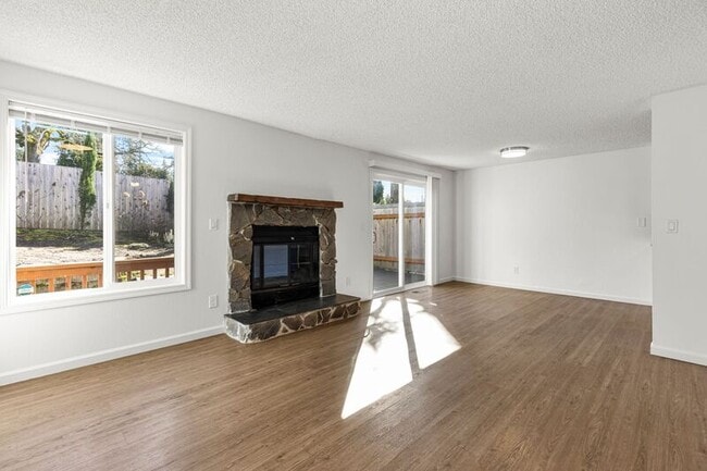 Photo - 14520 NW Hunters Dr