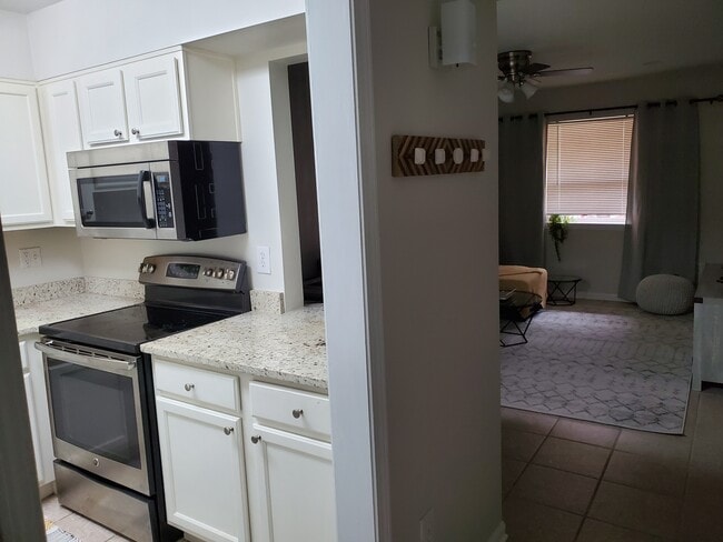 Photo - 2500 Houma Blvd Unidad 122