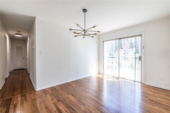 Photo - 2058 Green Forrest Dr