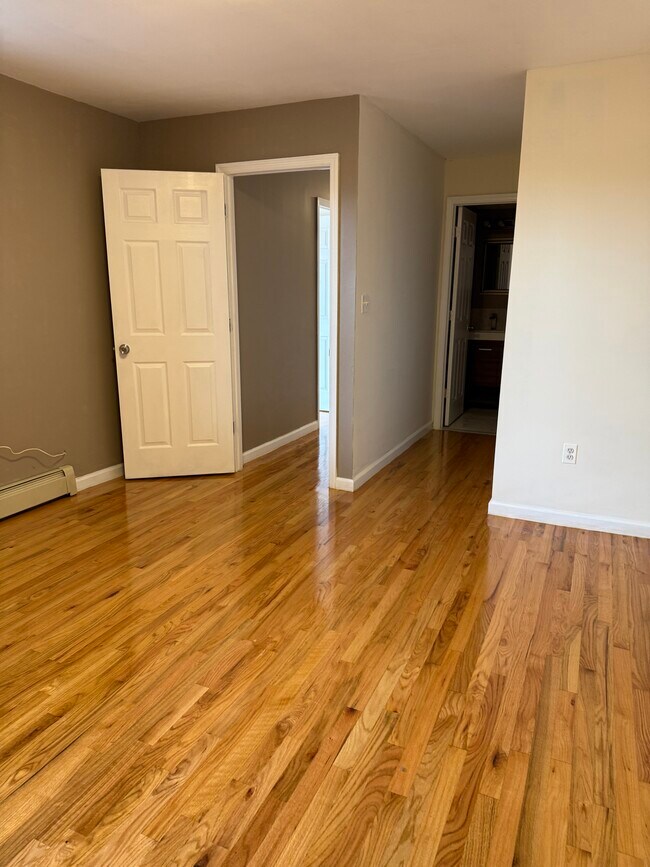 Photo - 7026 57th Dr