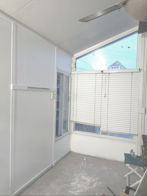 Photo - 18 Glendale Av N