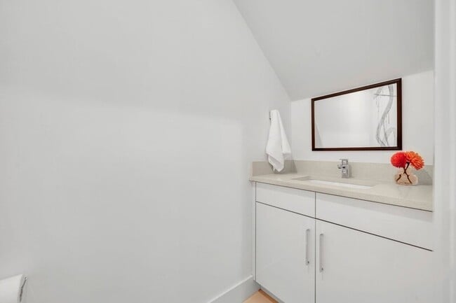 Photo - 438 W Swoope Ave