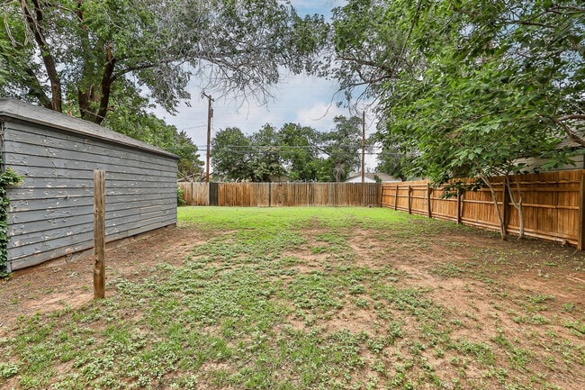 Photo - 2120 28th St