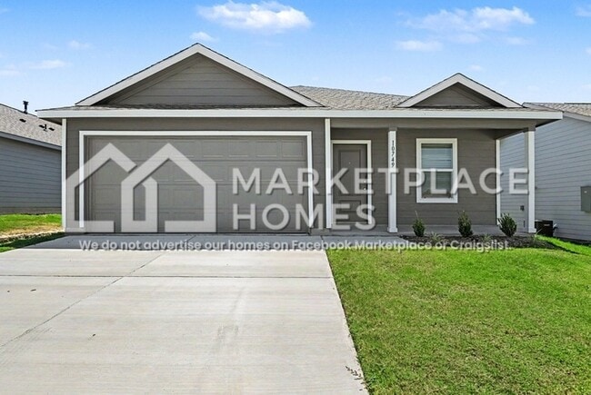 Building Photo - 10749 Revolver Dr