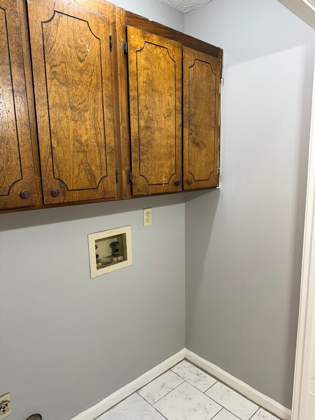 Photo - 331 E Gilmore St Unit 331 East Gilmore