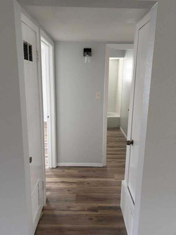 Photo - 604 W 4th St