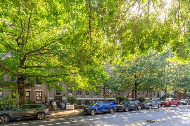 Photo - 392 St Johns Pl