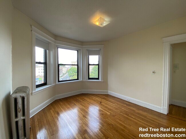 Photo - 1152 Commonwealth Ave Unit 42