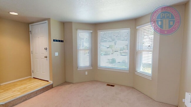 Photo - 11665 SW Sheffield Cir