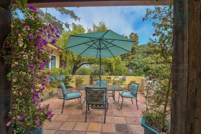 Photo - Adorable Furnished Three Bedroom Hatton Fi...