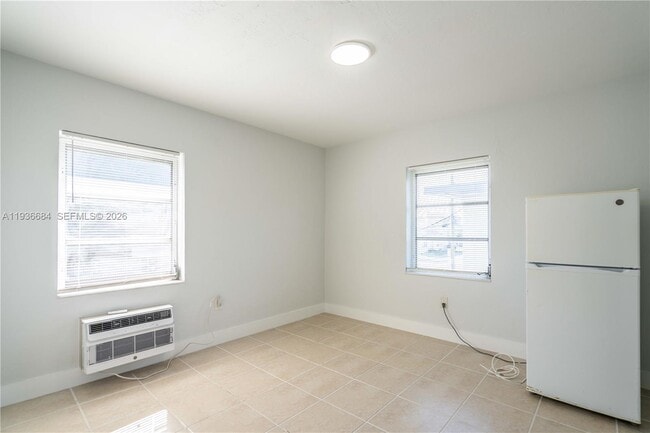 Photo - 437 NE 82nd St Unit 20