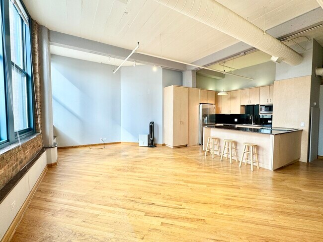 Photo - 124 W Polk St Unit 803