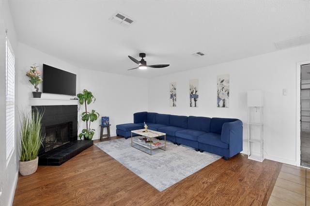 Photo - 2316 White Oak Dr
