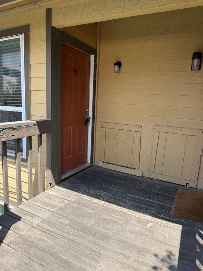 Photo - 1000 W 26th St